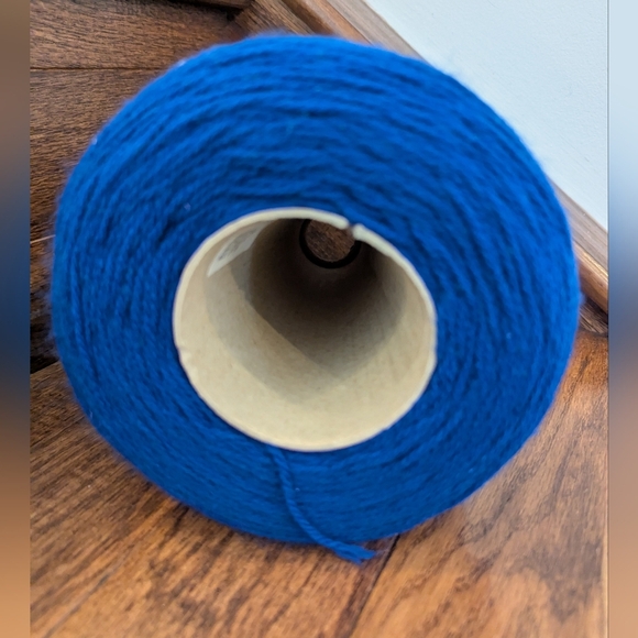 Bramwell Roselan Double Knit Yarn on a cone Royal 505g - Picture 7 of 9